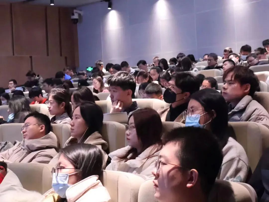 e0fed30ddb5b4649b32f3a70c7988d36.jpg 4.jpg