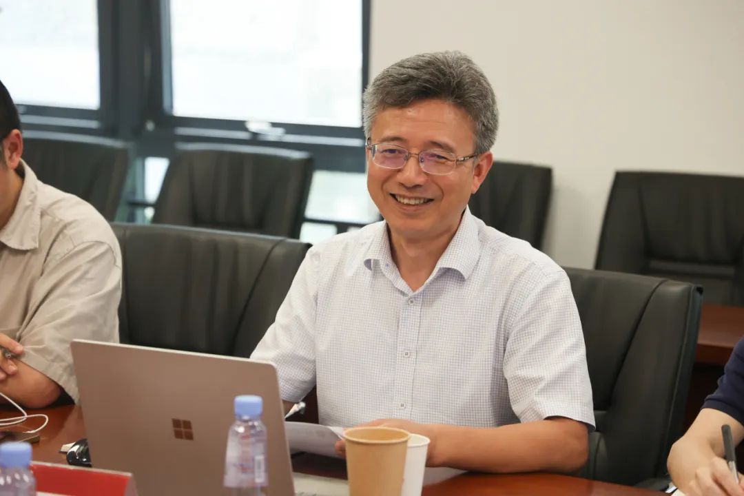 142c529ddc5747fcb9e263d808e4e683.jpg 2.jpg