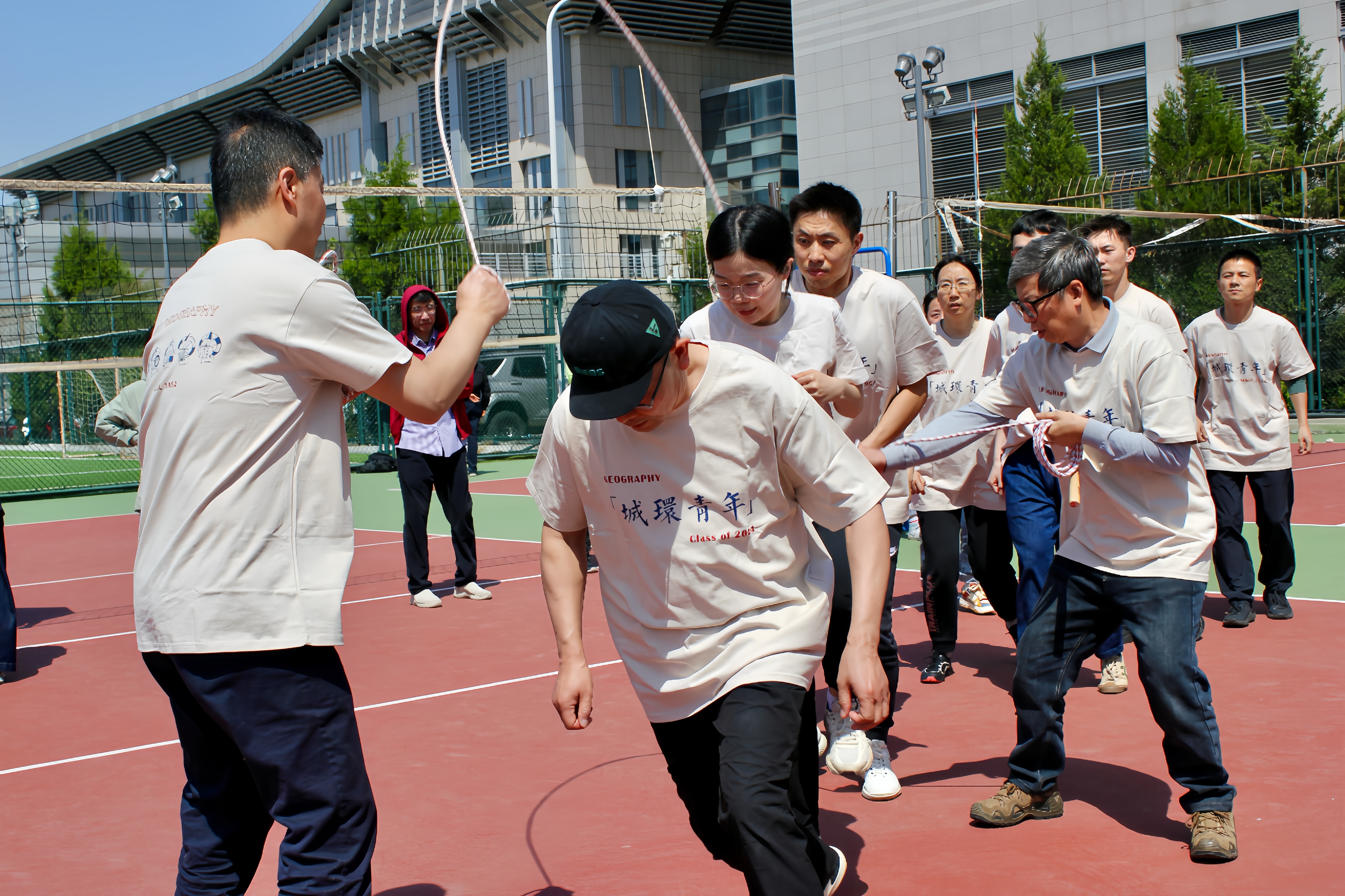 图6 跳绳精彩瞬间.jpg